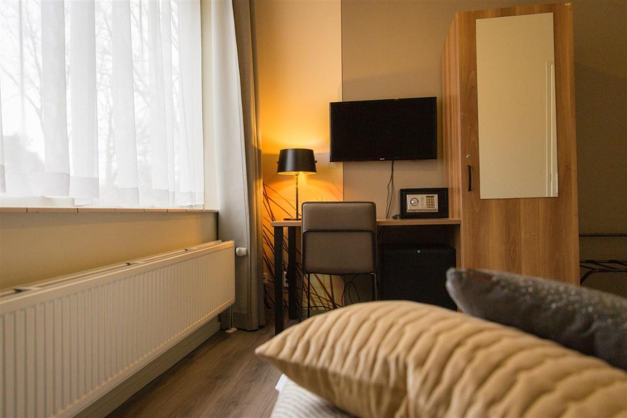 Bed & Breakfast Van Marion Oostvoorne Exterior photo